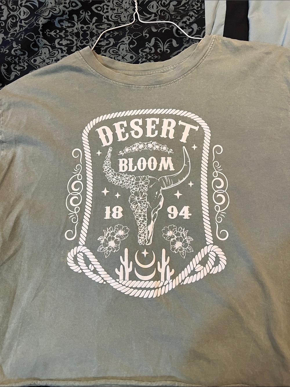 ORGANIC GENERATION Desert Bloom Women's Crop Top - Sage Green
